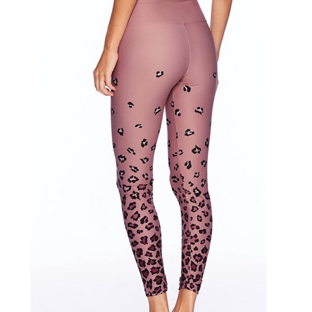 BEACH RIOT 🐆 Pink Leopard Leggings - Picture 4 of 5